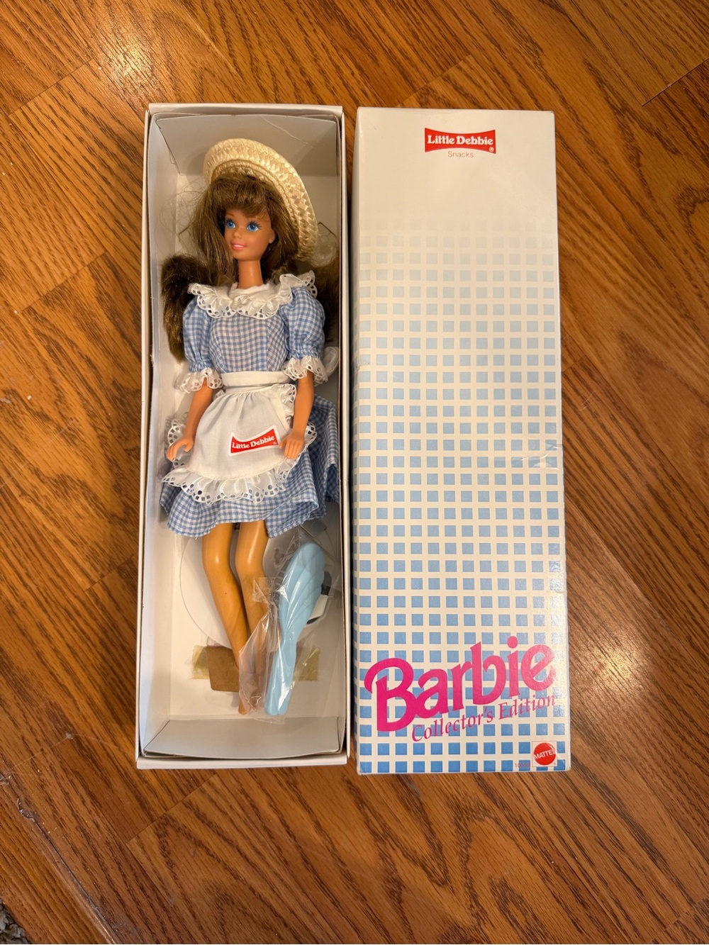 1992 Little Debbie Barbie Collector Edition Series 1 Doll